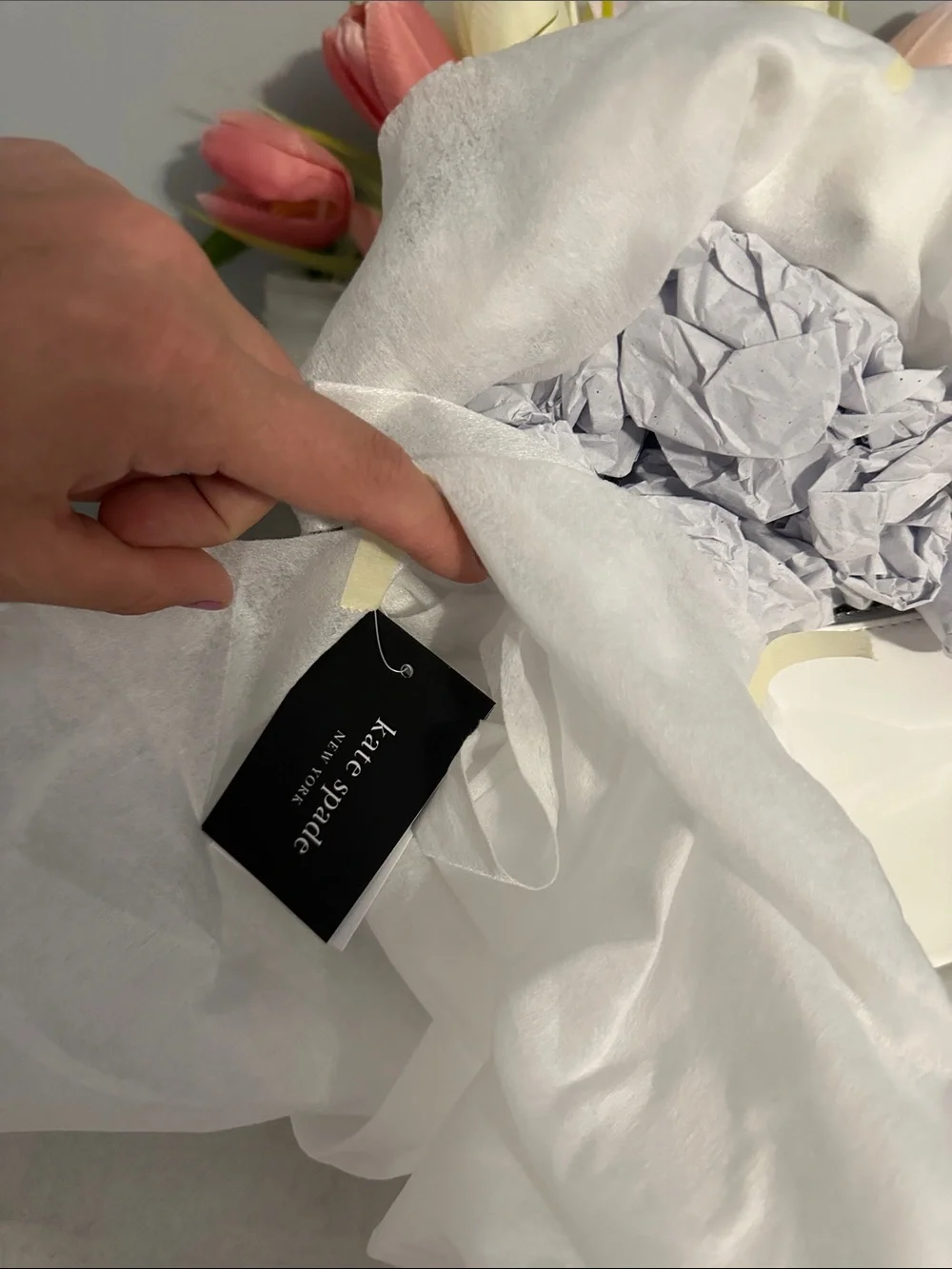 Nwt squeeze true white paint bag